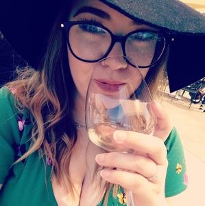 Meet your Posher, Katy